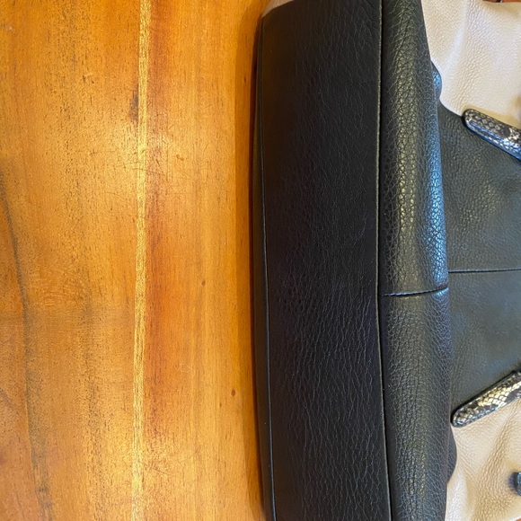 Coach Purse - Picture 7 of 7